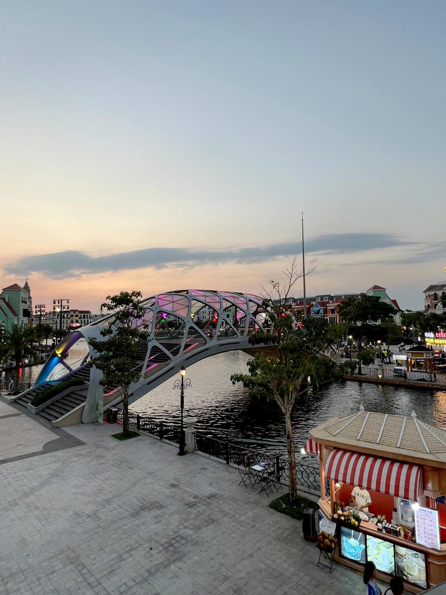 Legacy Hotel - Grand World Phu Quoc Exterior photo