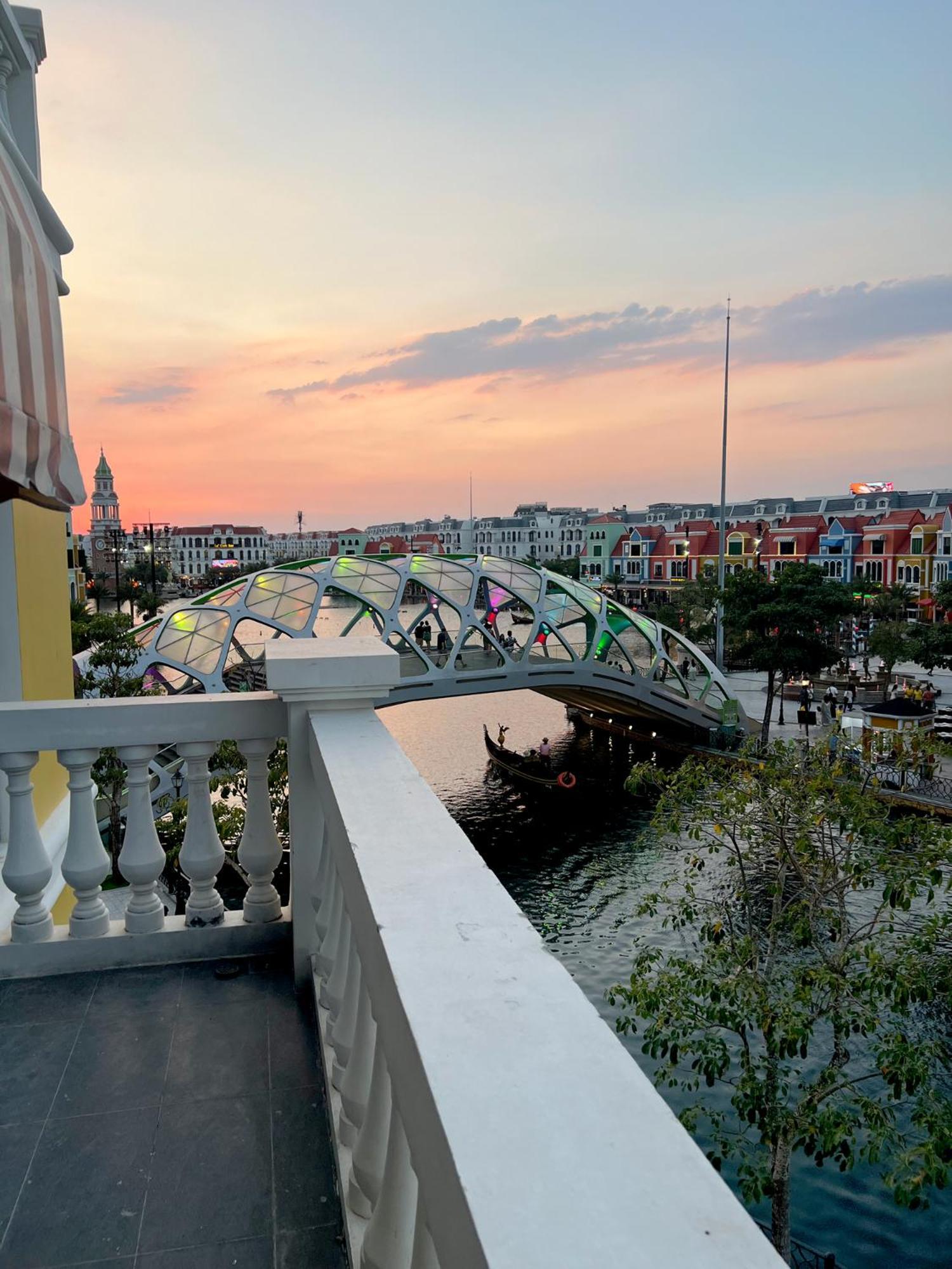 Legacy Hotel - Grand World Phu Quoc Exterior photo